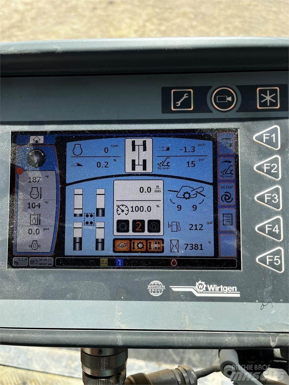 Wirtgen WR240I Asphalt-Recycler