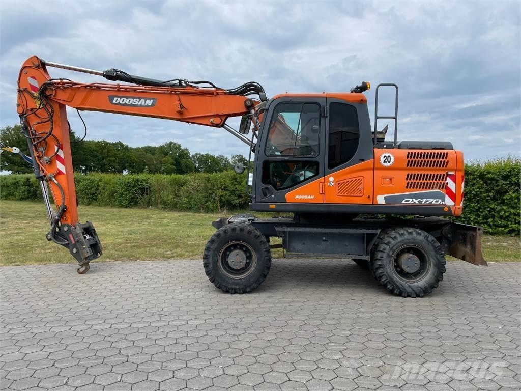 Doosan DX170W-5 Mobilbagger