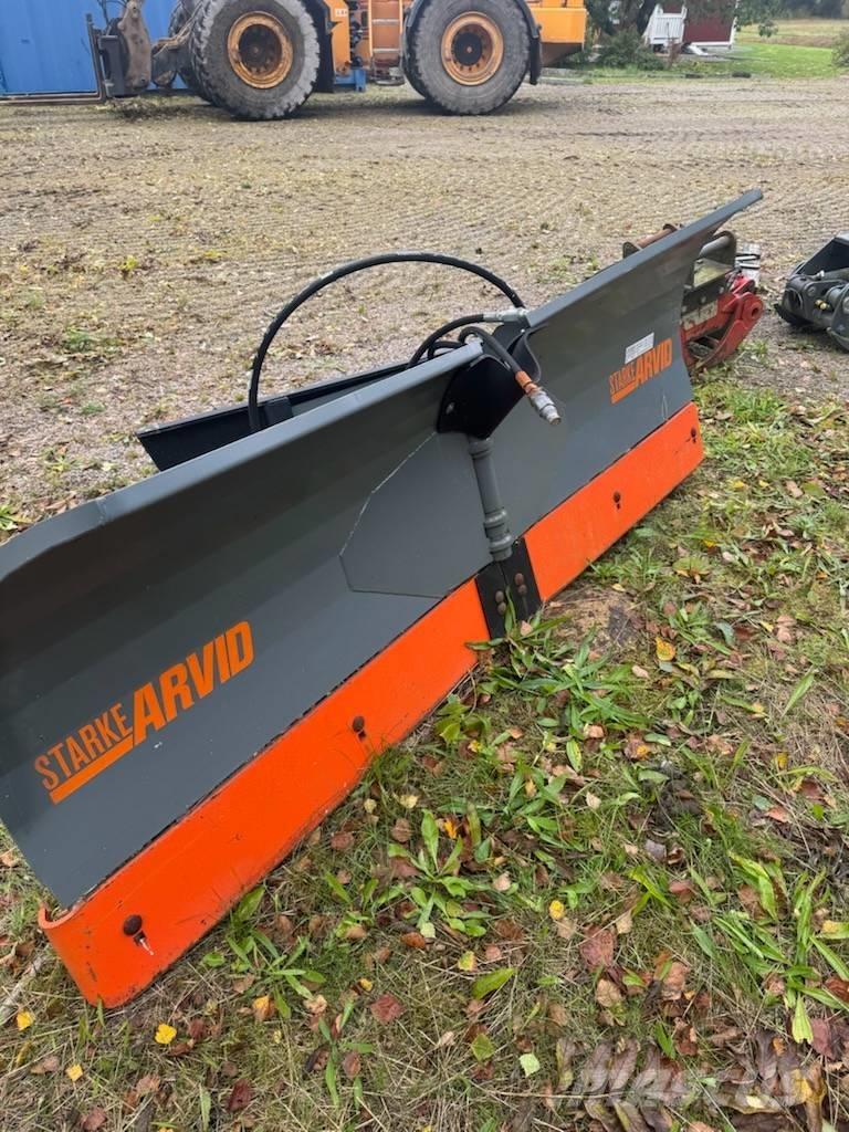 Fjärås VP 225 Schneeschilde und -pflüge