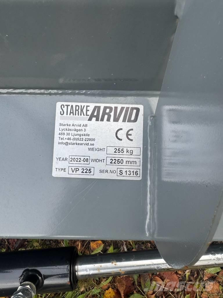 Fjärås VP 225 Schneeschilde und -pflüge