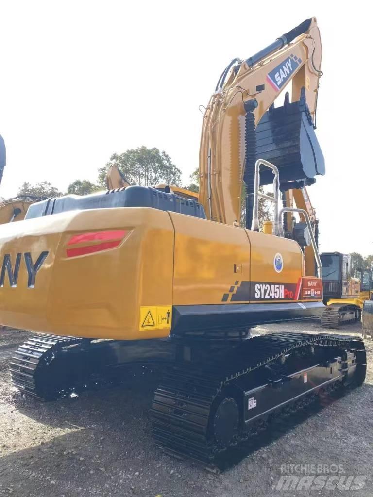 Sany 245 Raupenbagger