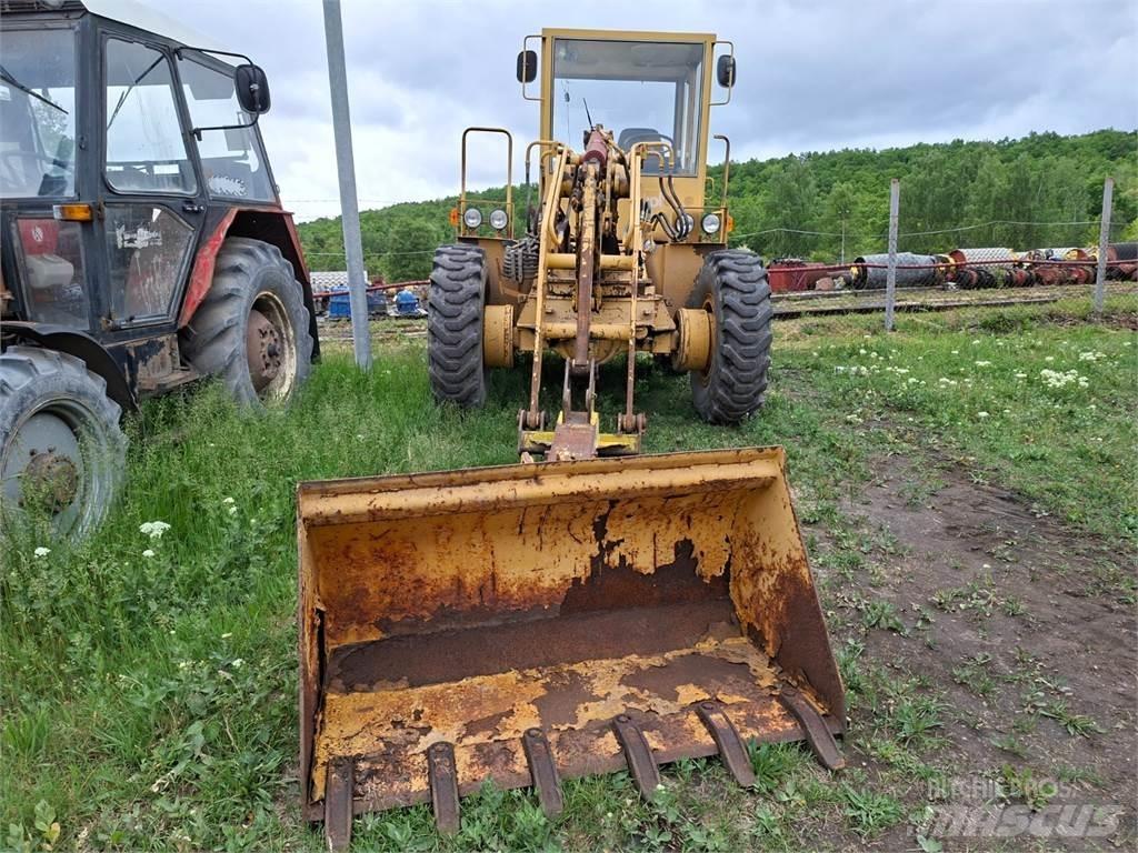 ZTS UN 053.2 4X4 Sonstige Baumaschinen