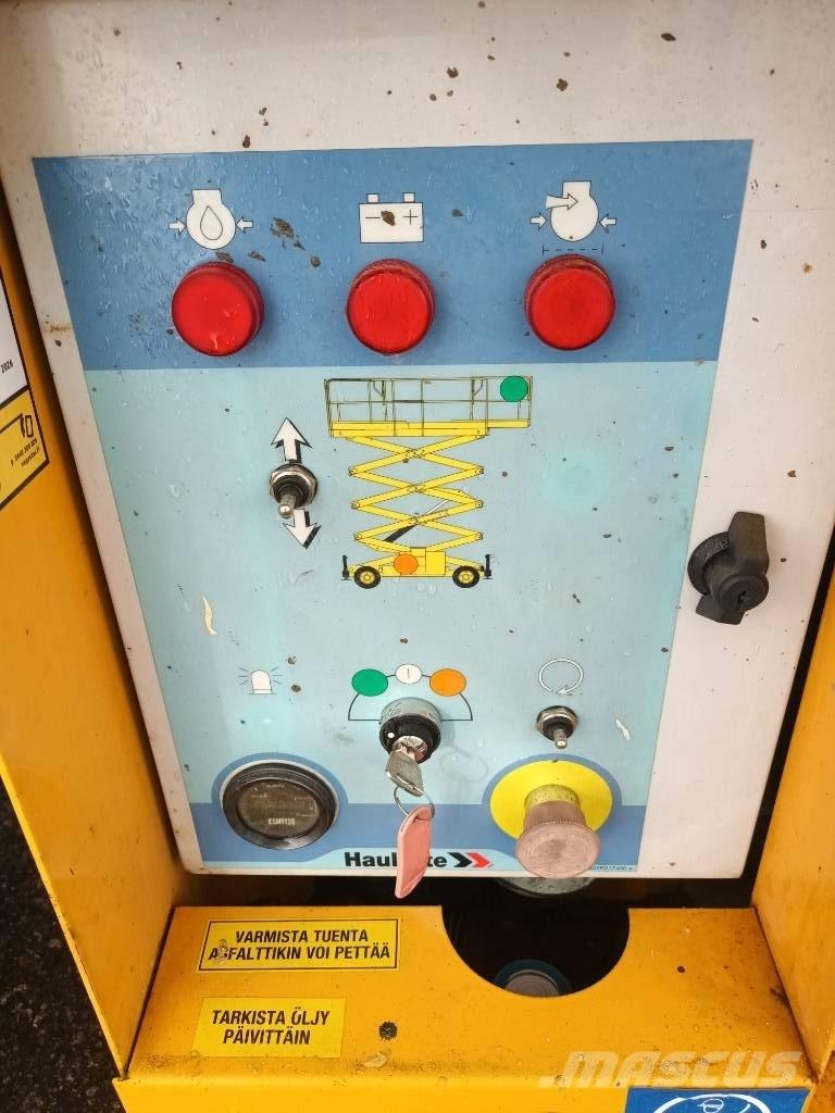 Haulotte H 12 SX Scheren-Arbeitsbühnen