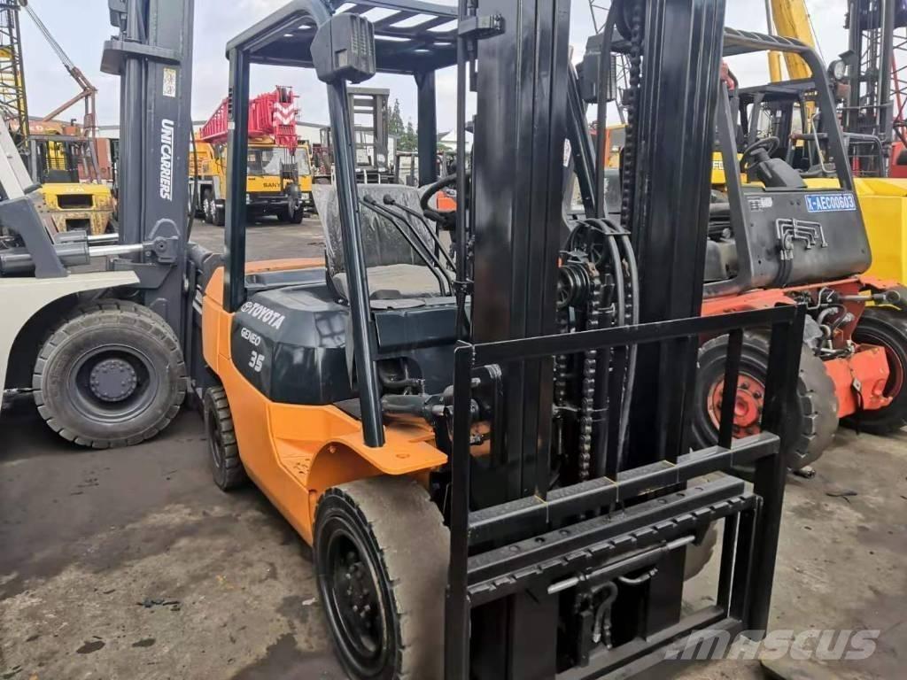 Toyota 3.5 ton Diesel Stapler