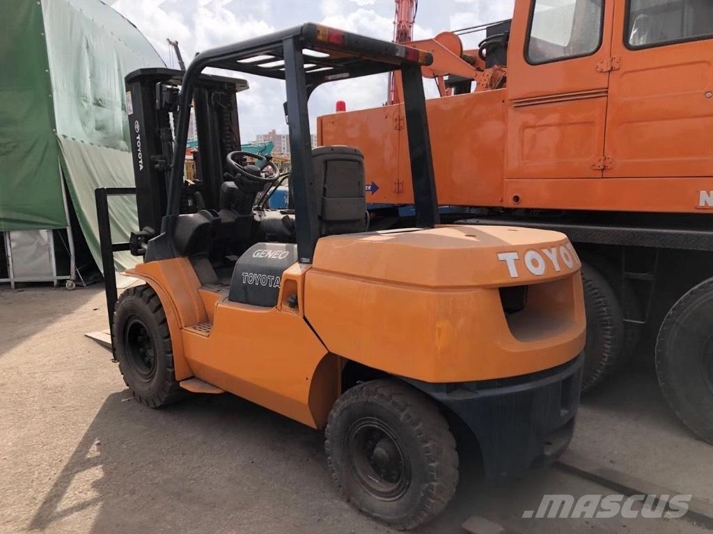Toyota FD 50 Diesel Stapler