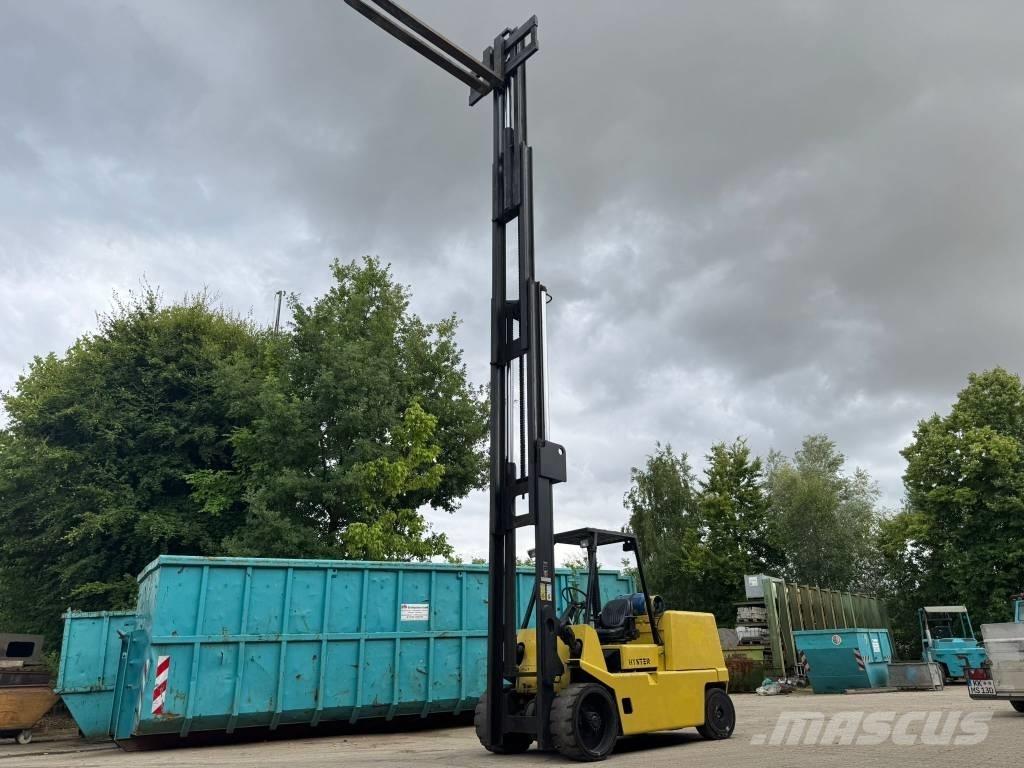 Hyster S 180 XL/2 Gas Stapler