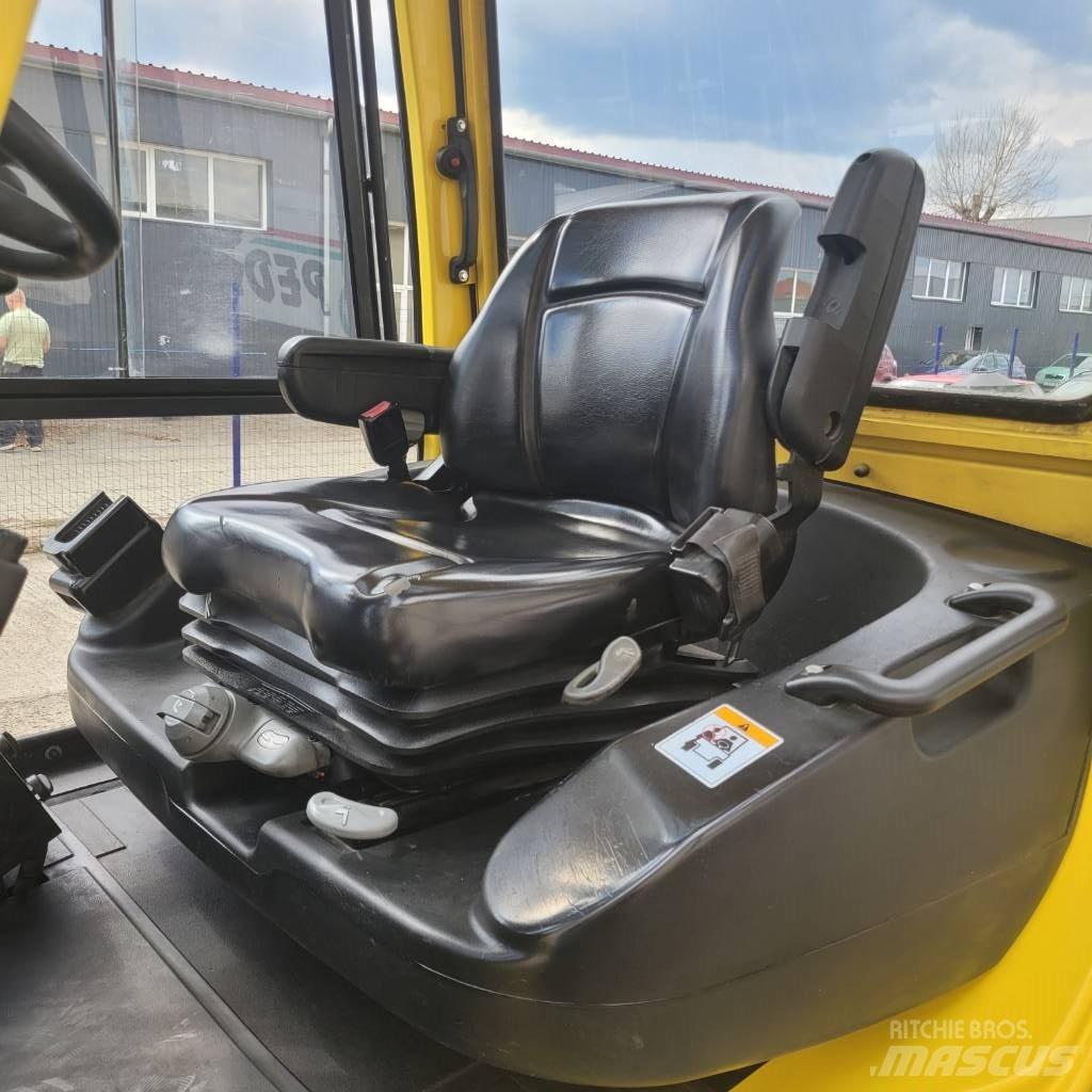 Hyster H 7.0 FT Gas Stapler
