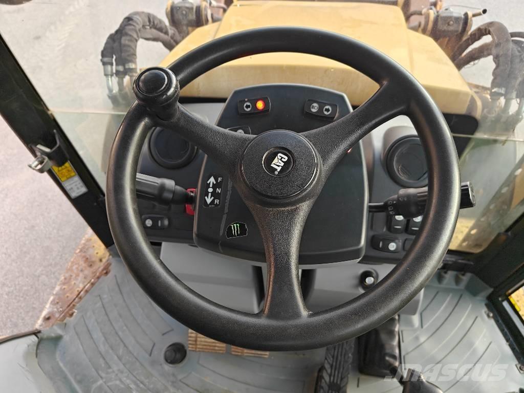 CAT 428 F Baggerlader