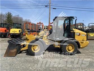 CAT 906M Radlader