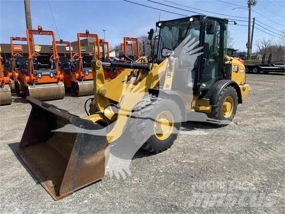 CAT 906M Radlader