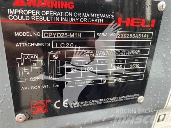 Heli CPYD25 Diesel Stapler