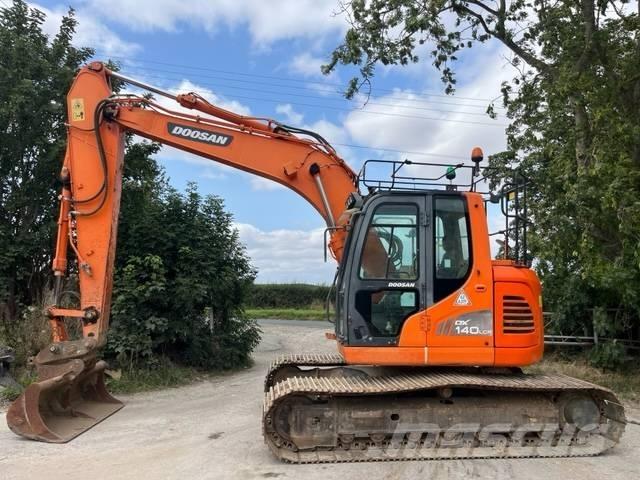 Doosan DX 140 LCR-3 Raupenbagger