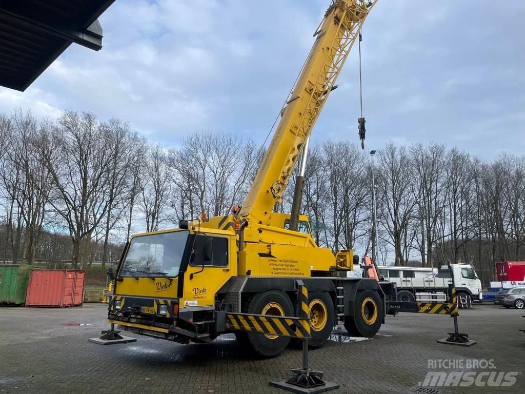 Liebherr LTM1040 All-Terrain-Krane