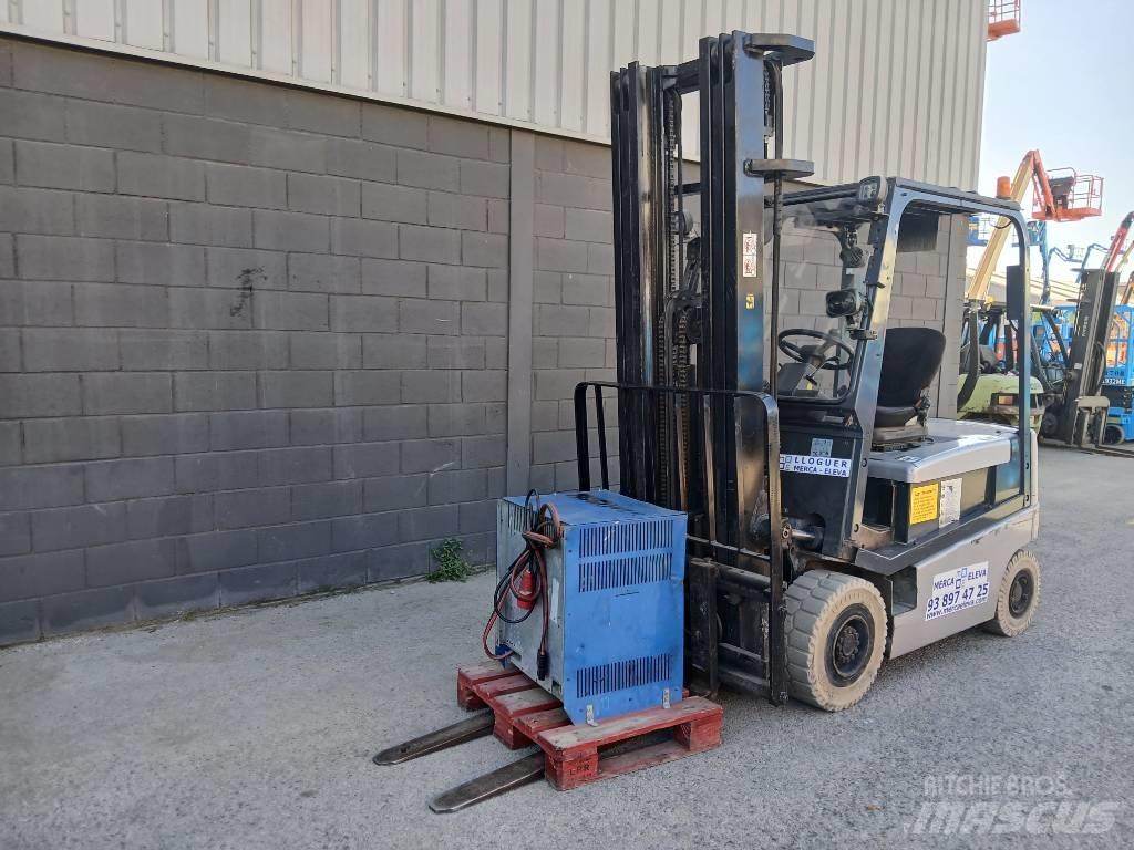 Nissan Q02 L 20 CU Elektro Stapler