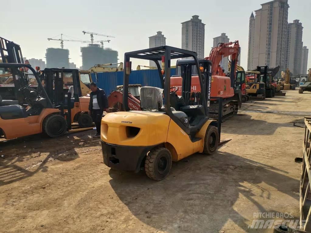 Komatsu FD 30 T-16 Diesel Stapler