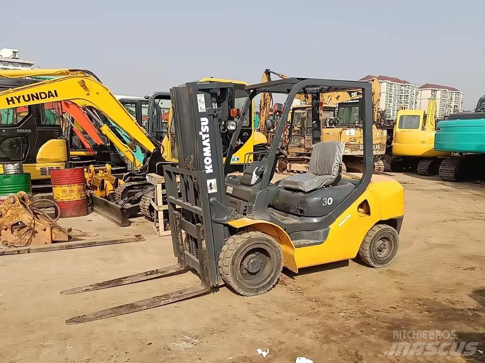 Komatsu FD 30 T-16 Diesel Stapler
