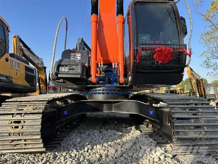 Hitachi ZX 200 Raupenbagger