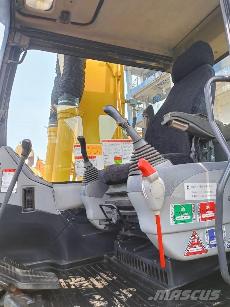 Komatsu PC130 Raupenbagger
