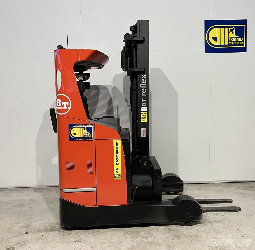 BT Truck RRE180E Schubmaststapler
