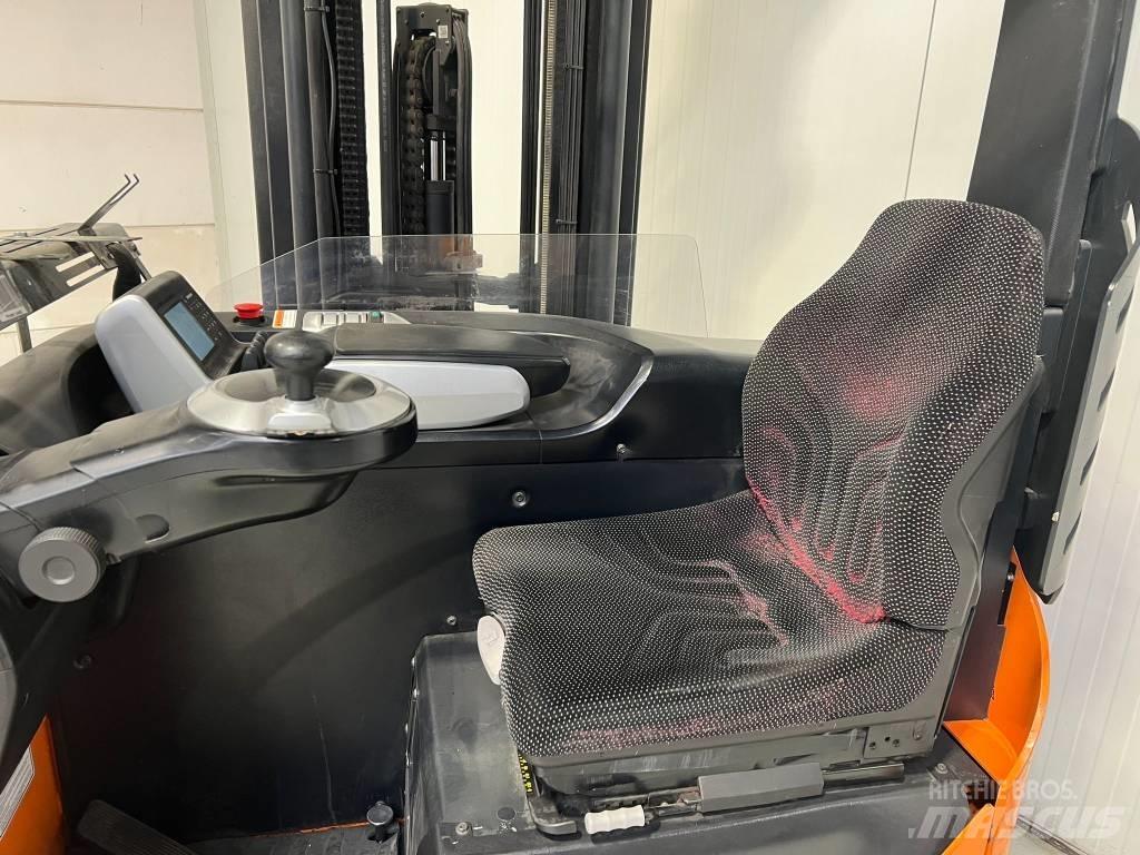Doosan BR16JW-7 PLUS Schubmaststapler
