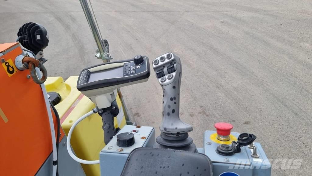  UNICUT 600 FLOOR SAW Asphalt-/Betonsägen