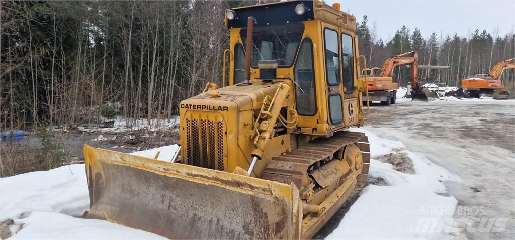 CAT D4E Bulldozer