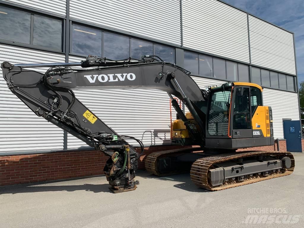 Volvo ECR235EL Raupenbagger