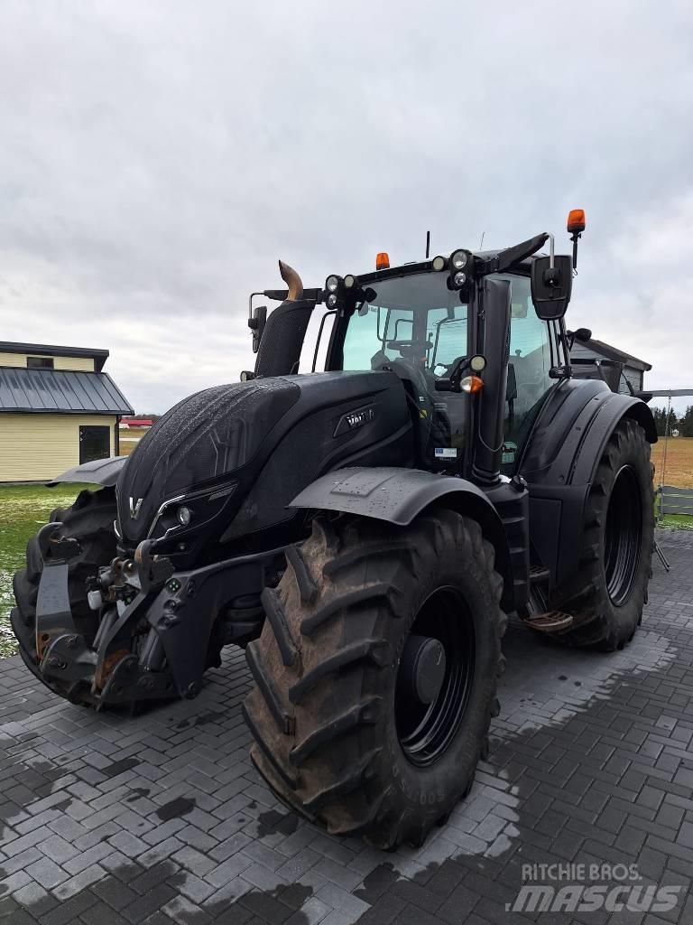 Valtra T 254 Traktoren