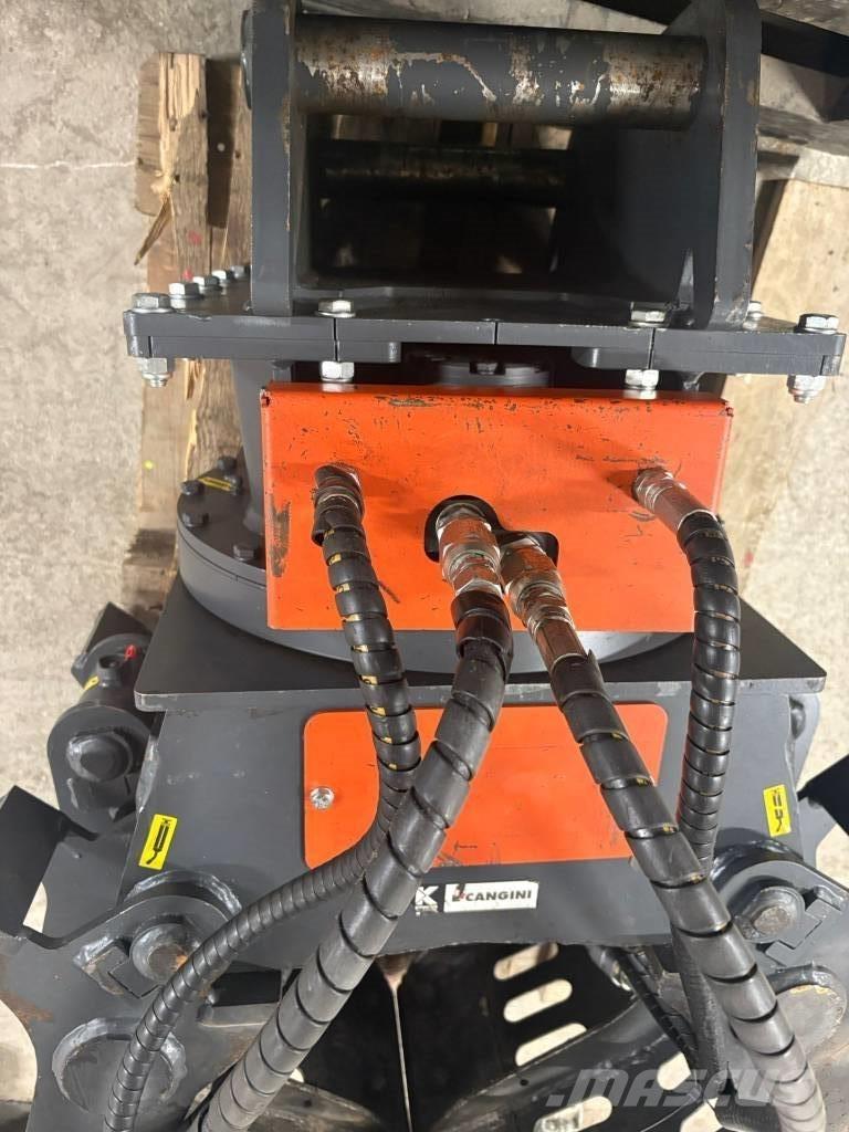 Cangini Benne 250 PF Greifer