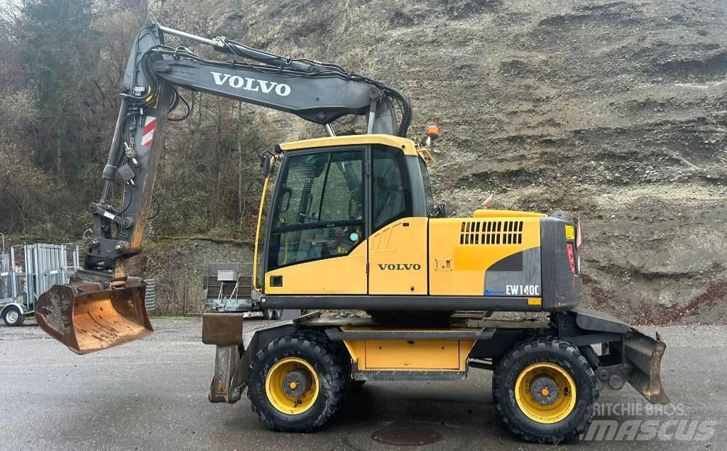 Volvo EW 140 C Mobilbagger