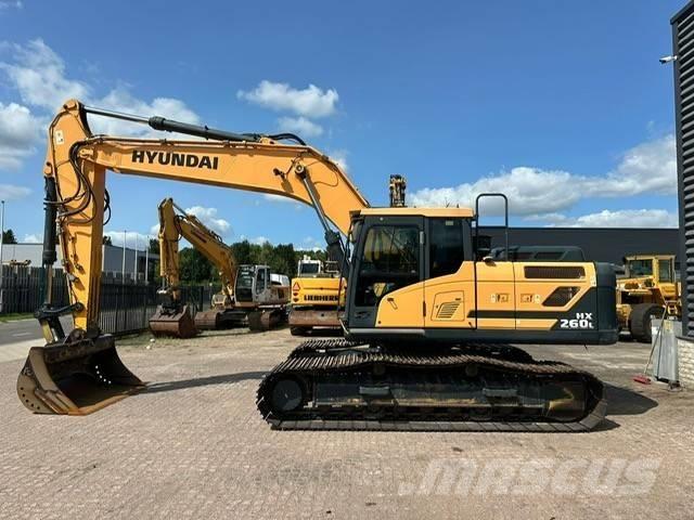 Hyundai HX 260 L Raupenbagger