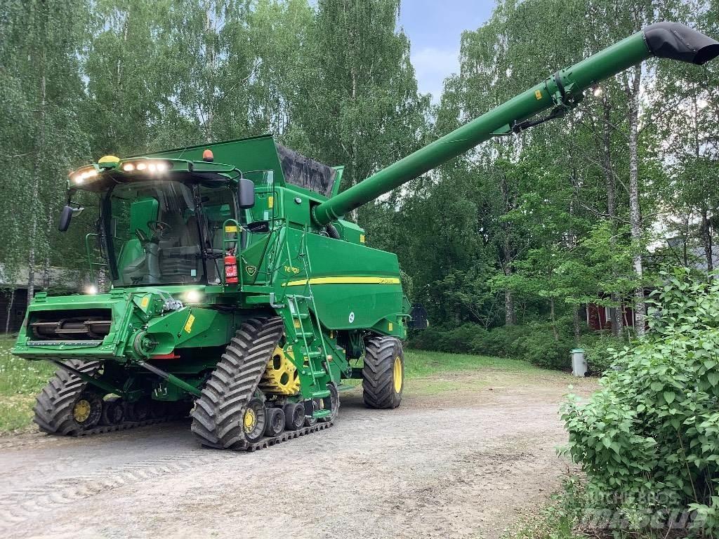 John Deere T 670 Mähdrescher