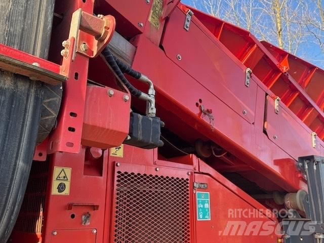 Terex Finlay 883+ Sieb- und Brechanlagen