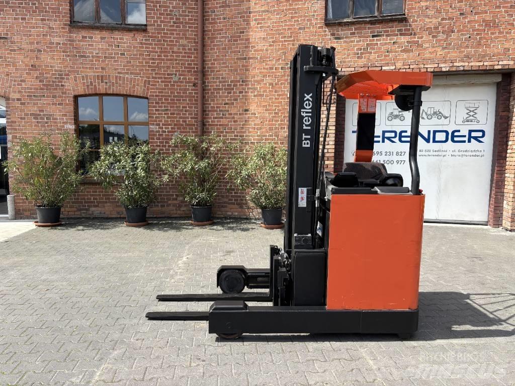 Toyota RRE 140 Schubmaststapler