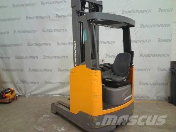 Jungheinrich ETV 216 Schubmaststapler