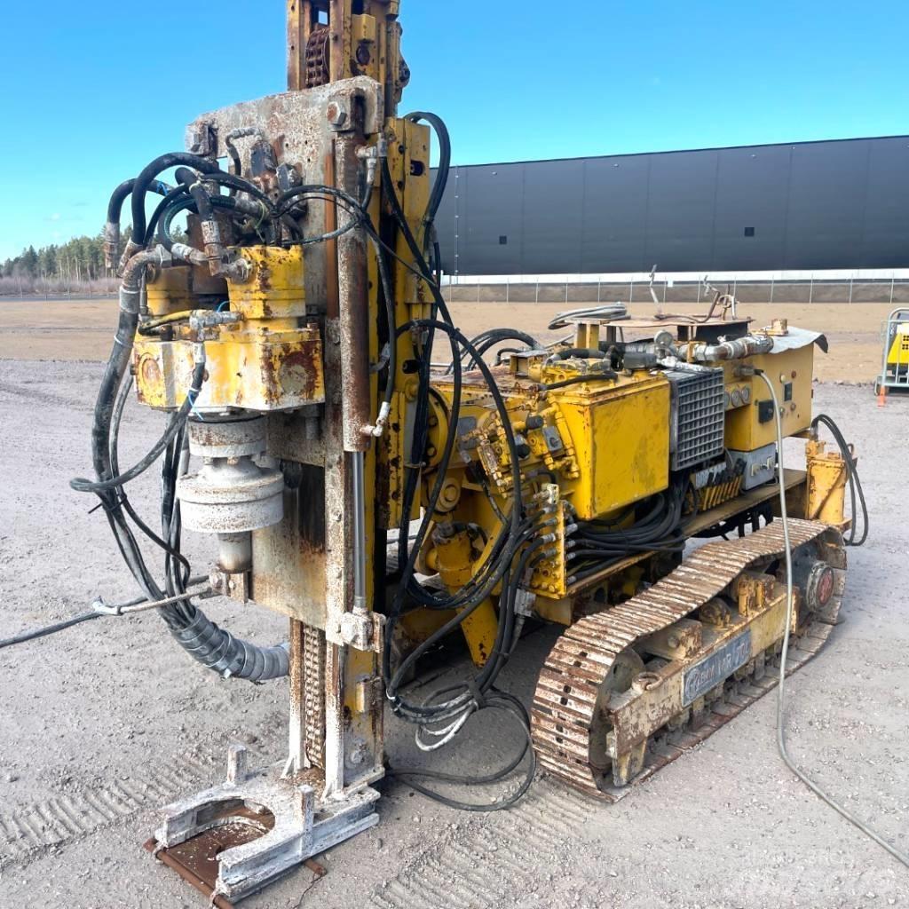 Klemm MR704 Rammen