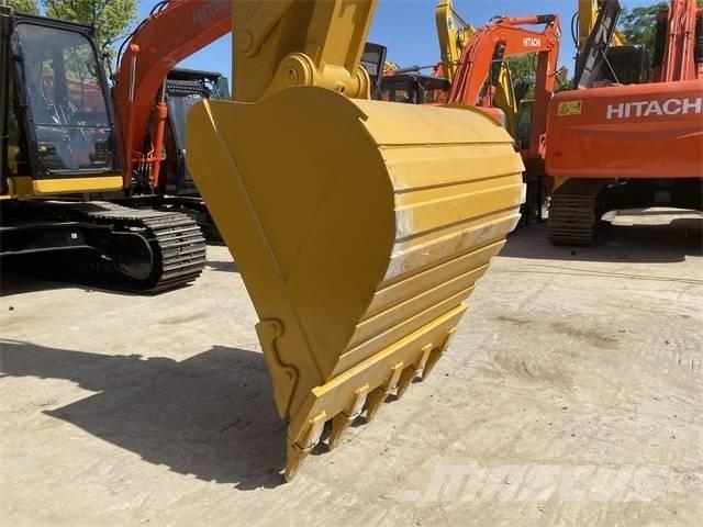 CAT 330 GC Raupenbagger