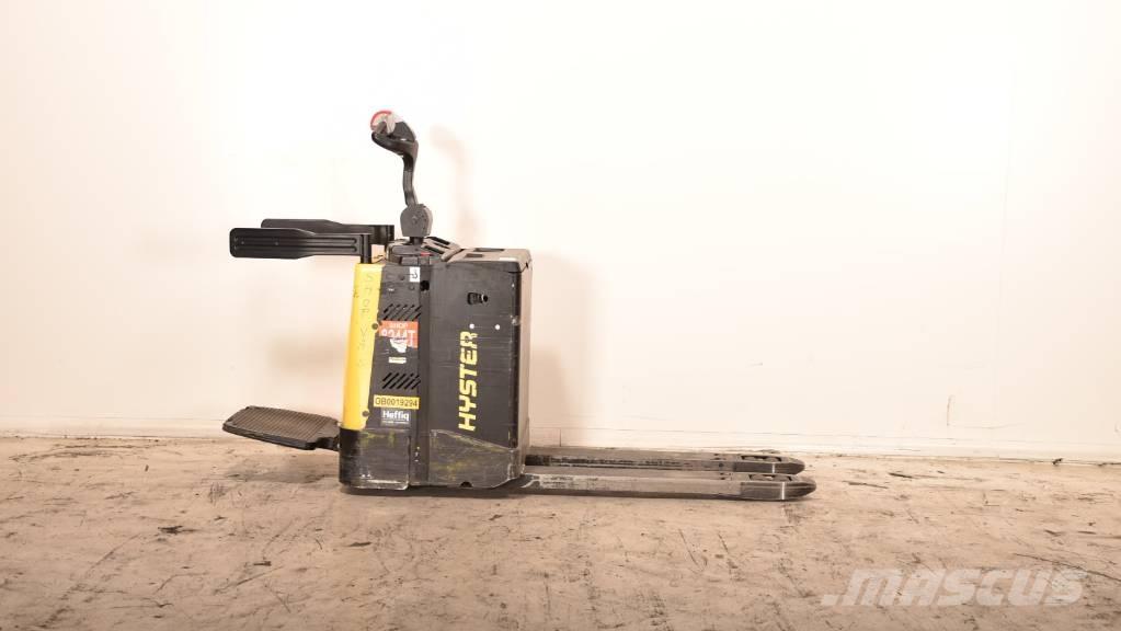 Hyster P 2.0 S Gabelstapler mit Fahrerstand
