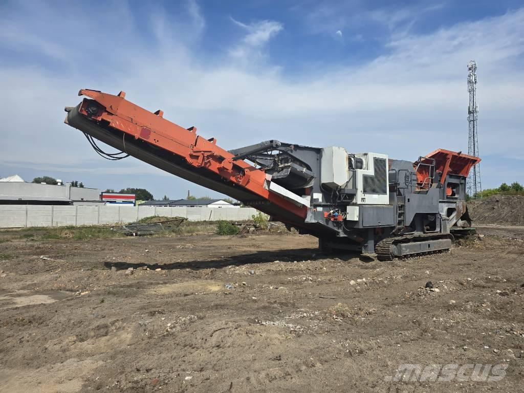 Sandvik QJ 341 Mobile Brecher