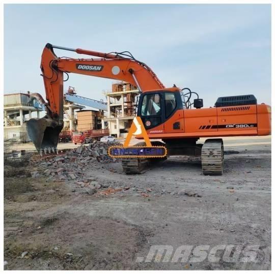 Doosan DX 380 LC Raupenbagger