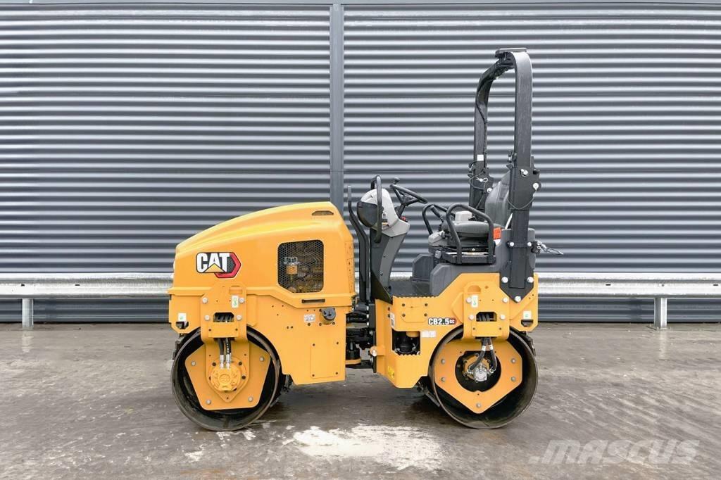 CAT CB2.5 GC Tandemwalzen