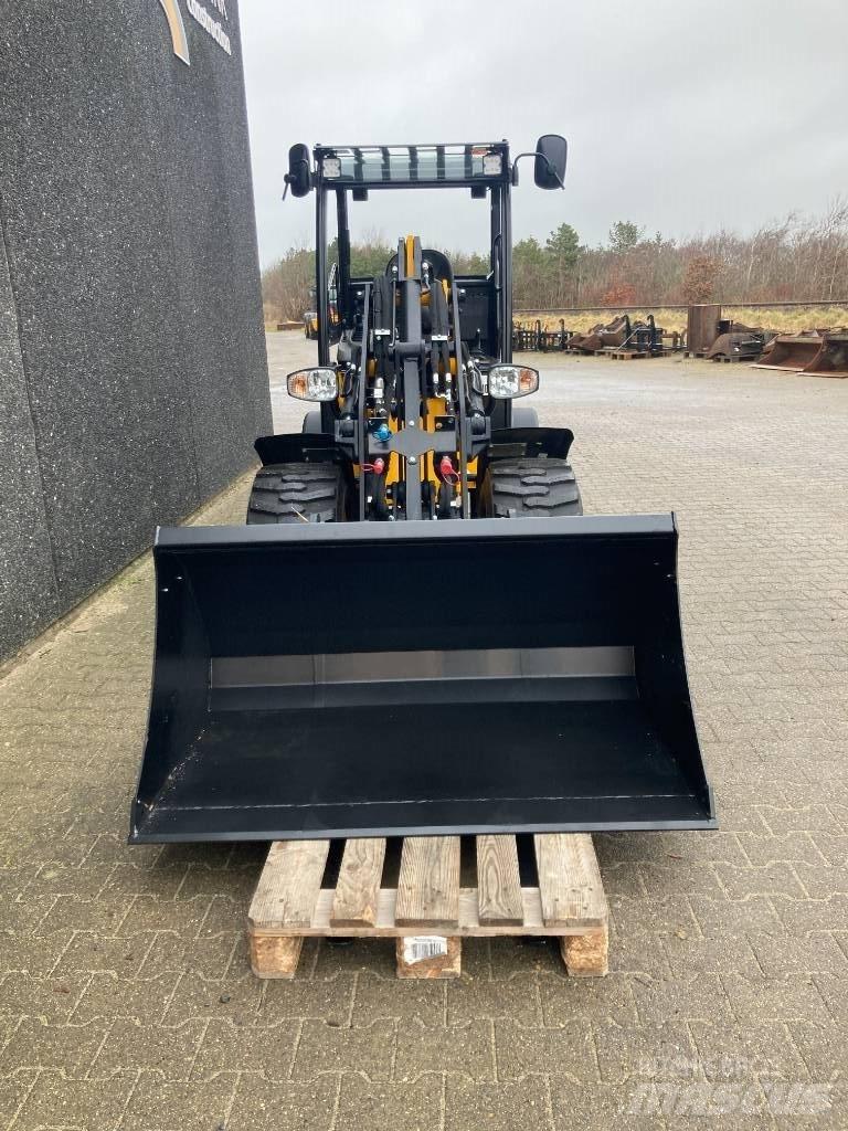 JCB 403 - Fabriksny Minilader
