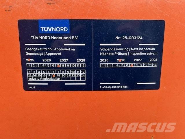 JLG E 400 AJPN Gelenkteleskoparbeitsbühnen