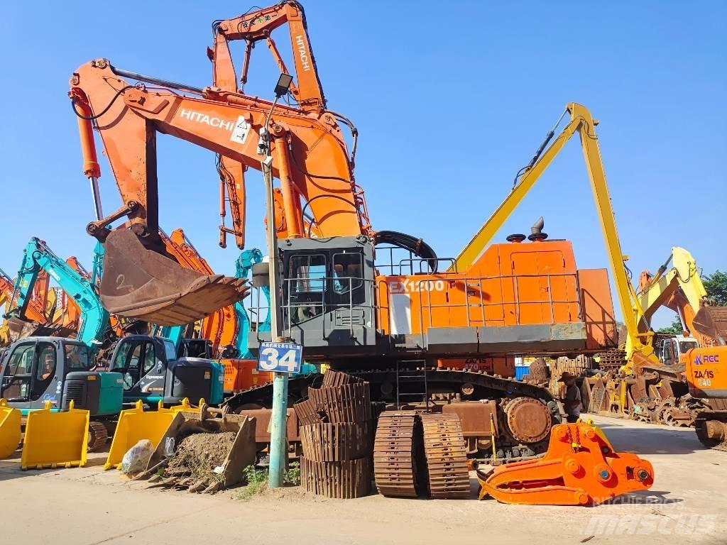 Hitachi EX 1200-6 Raupenbagger