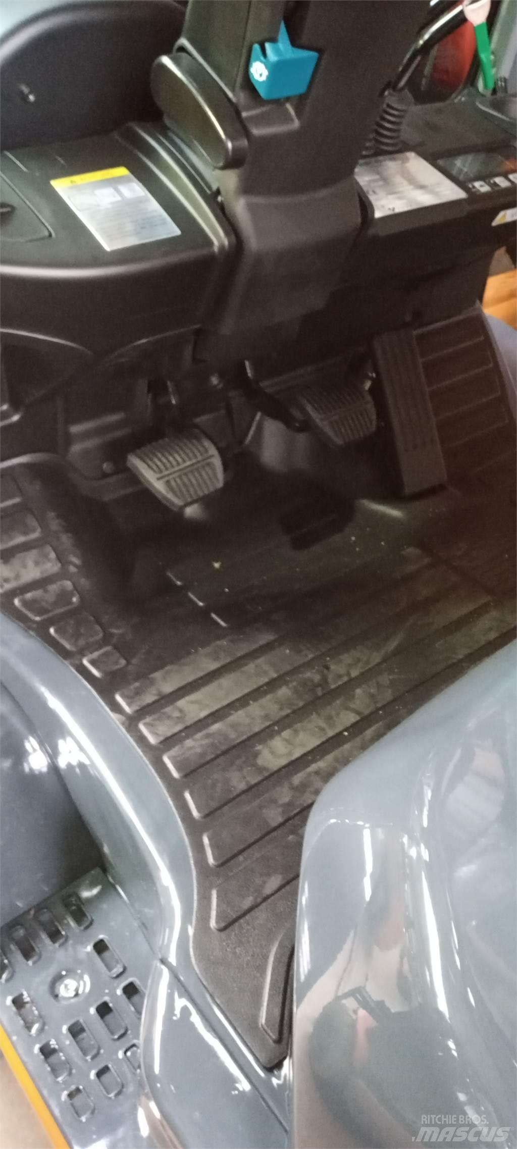 Toyota 52-8FDF30 Diesel Stapler