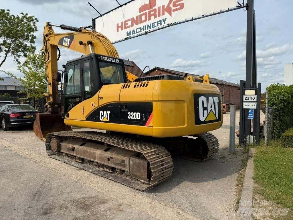 CAT 320DL Raupenbagger