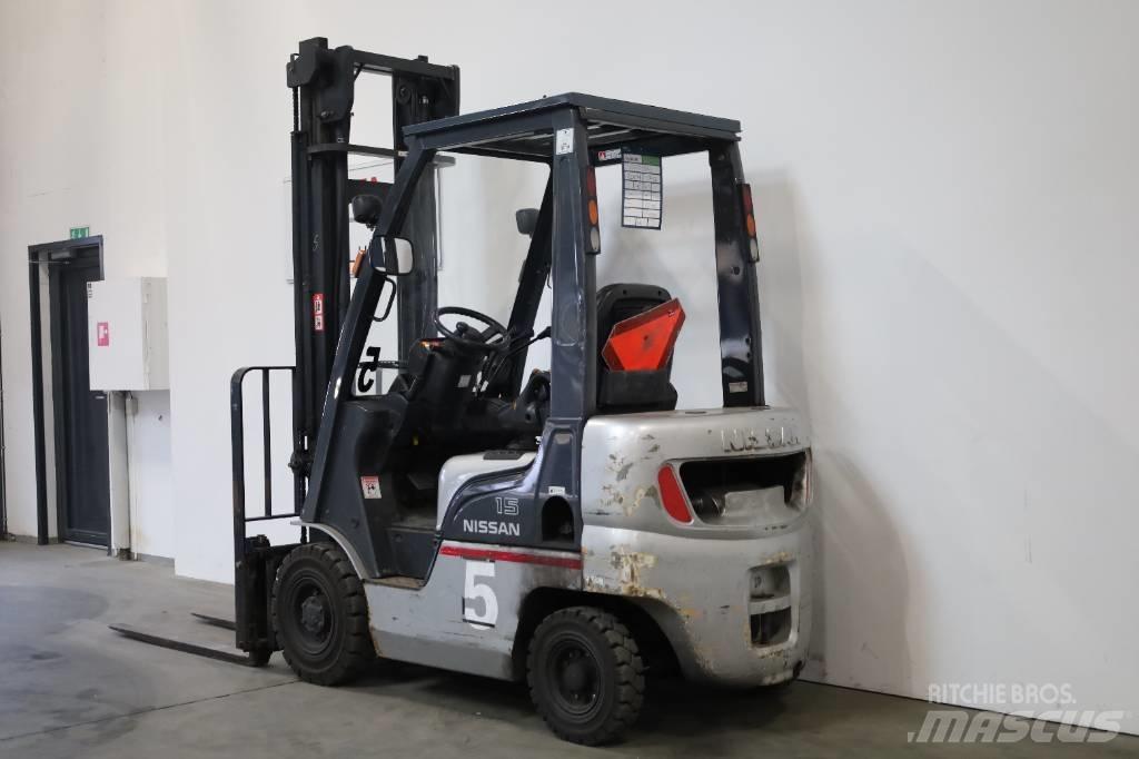 Nissan FLO1A15 Diesel Stapler