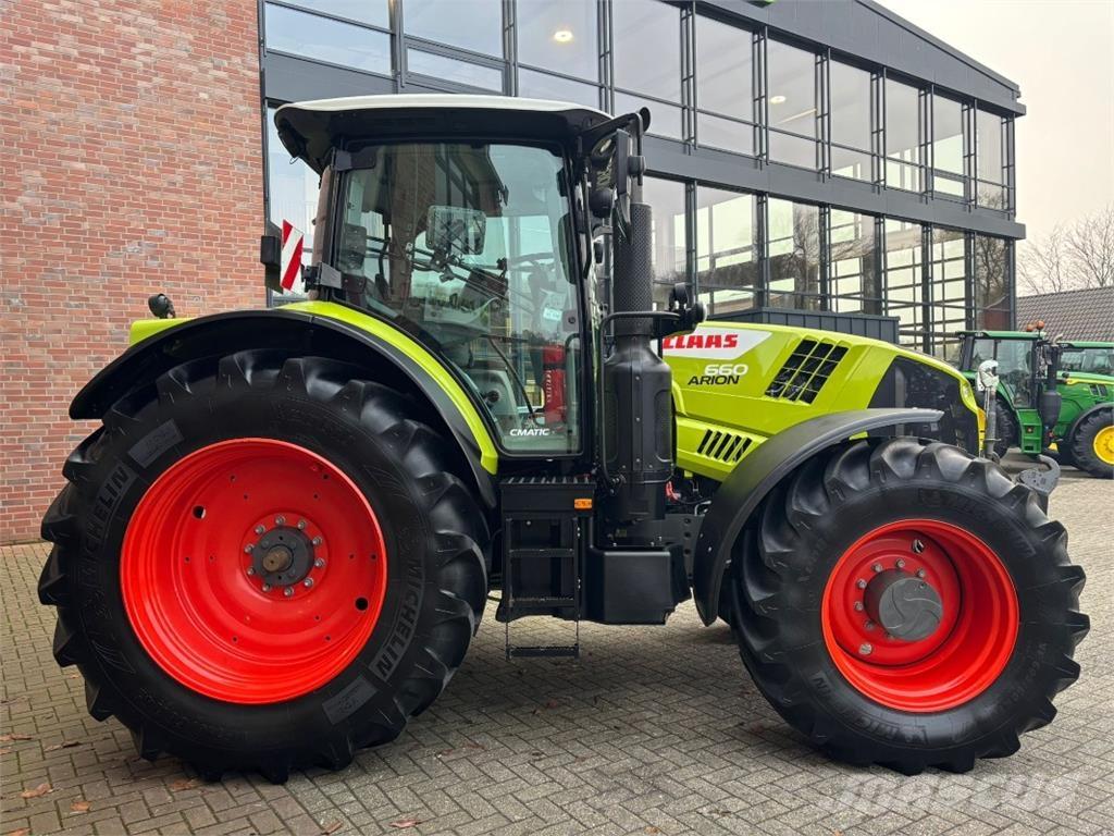 CLAAS Arion 660 Traktoren