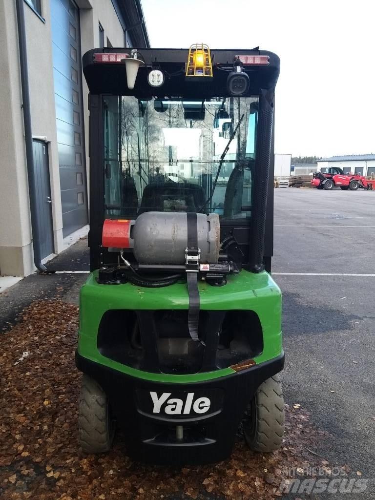 Yale GLP25VX Gas Stapler