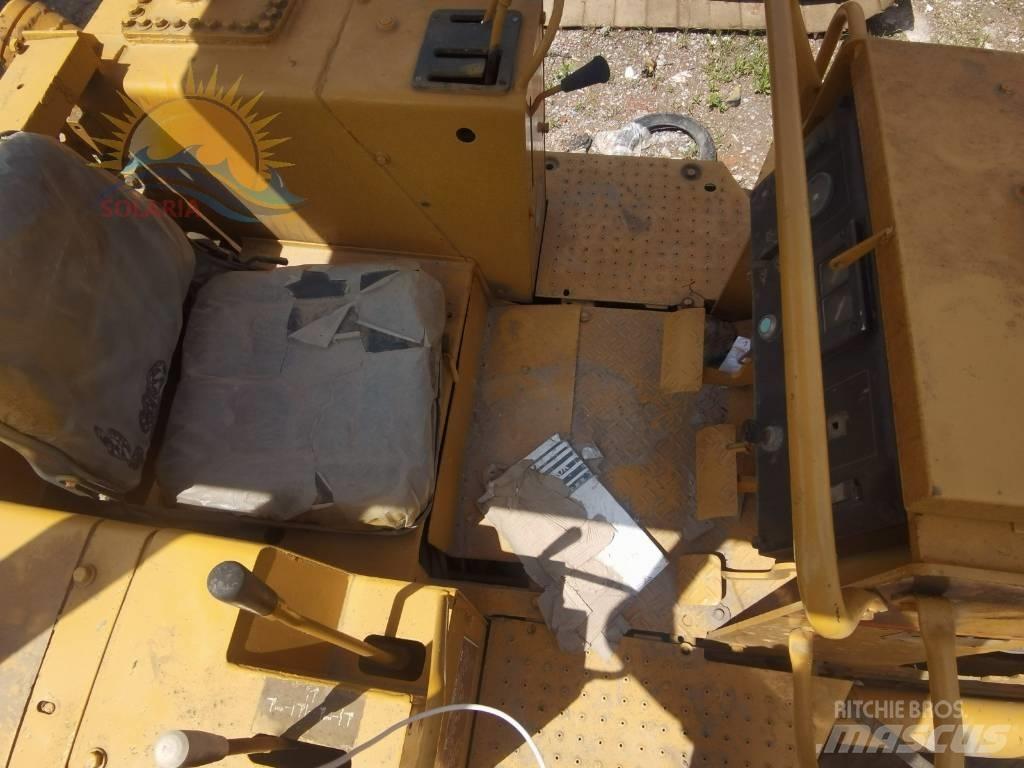 CAT D 3 C Bulldozer